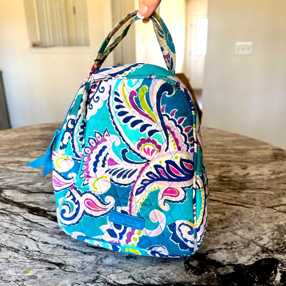 Vera Bradley Lunchbox💙🦋
